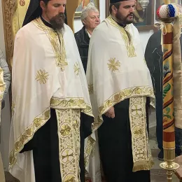 Митрополит Јоаникије служио помен пострадалима у ОШ “Владислав Рибникар”