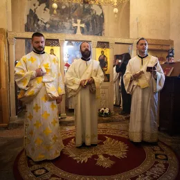 Литургијским сабрањем прослављена слава манастира Ђурђеви Ступови