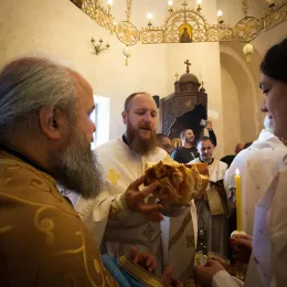 Литургијским сабрањем прослављена слава манастира Ђурђеви Ступови