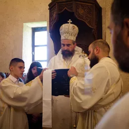 Литургијским сабрањем прослављена слава манастира Ђурђеви Ступови