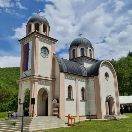 На Васкршњи уторак Епископ Методије богослужио у Његњеву