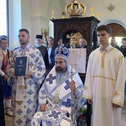 Прослављена храмовна слава цркве Светог Ђорђа, на Валу, у Враћеновићима