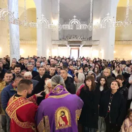 Епископ Методије на Велики четвртак богослужио у беранском Саборном храму
