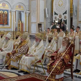 Саборна архијерејска Литургија у храму Светог Саве на Врачару