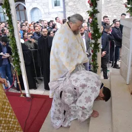 Архијерејска литургија у манастиру Острогу 