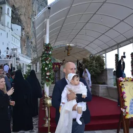 Архијерејска литургија у манастиру Острогу 