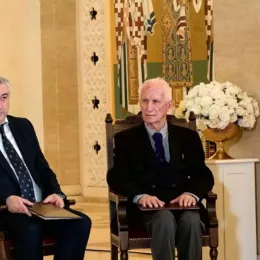 У крипти храма Светог Саве проглашен добитник награде Извиискра Његошева