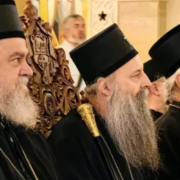 У крипти храма Светог Саве проглашен добитник награде Извиискра Његошева