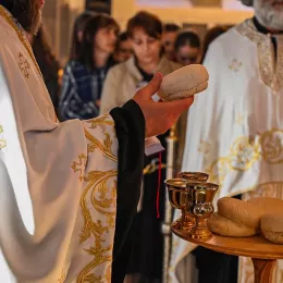 Навечерје празника Светог Василија Острошког