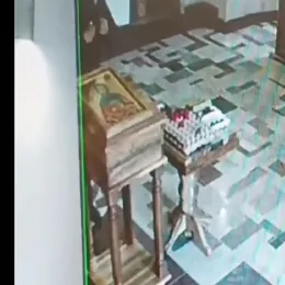 Обијен храм Свете Петек у Мурини