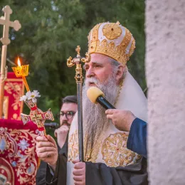 Митрополит Јоаникије кроз Подгорицу предводио традиционалну Марковданску литију