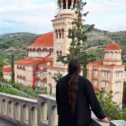 На поклоњење Светом Нектарију Егинском чудотворцу