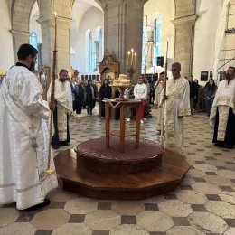 Празично вечерње богослужење у никшићкој Саборној цркви