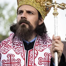 Величанствена литија, у част Светог Василија Острошког, прошла кроз Никшић