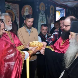 Уочи празника Светог Василија Острошког прослављен Преподобни Исаија Острошки