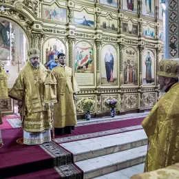 Света Архијерејска Литургија у Прокопјевску у Русији