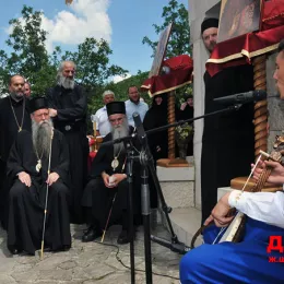 У Долима прослављена годишњица канонизације Пивских мученика, богослужили Митрополит Амфилохије и Епископ Јоаникије