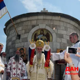 У Долима прослављена годишњица канонизације Пивских мученика, богослужили Митрополит Амфилохије и Епископ Јоаникије