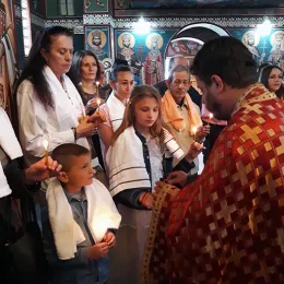 Саборно крштење у Мојковцу