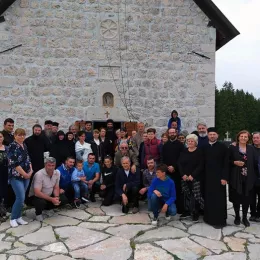 Епископ диоклијски Г. Методије на Духовски уторак служио Литургију на Жабљаку