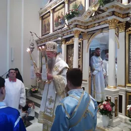 Слава храма Вазнесења Господњег на Топлој, богослужио Владика Јоаникије