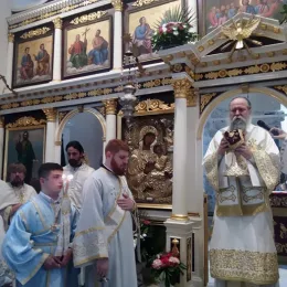 Слава храма Вазнесења Господњег на Топлој, богослужио Владика Јоаникије