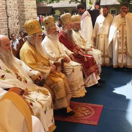 Митрополит Амфилохије у Грачаници: Није снага у броју, већ у Господу