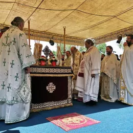 Митрополит Амфилохије у Грачаници: Није снага у броју, већ у Господу