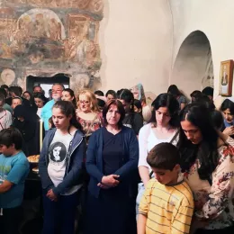Тројчиндан прослављен у манастиру Брезојевица код Плава