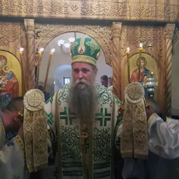 Тројчиндан прослављен у манастиру Брезојевица код Плава