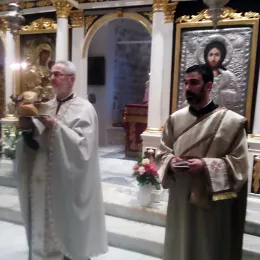 Свечана вечерња служба са петохлебницом поводом славе цркве Светог Спаса на Топлој