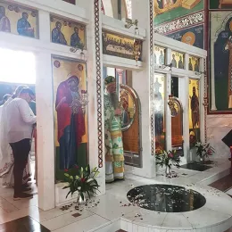 Литургијско сабрање у манастиру Светог Саве у Голији