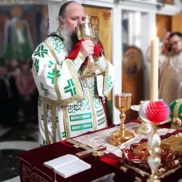 Литургијско сабрање у манастиру Светог Саве у Голији