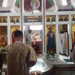 Литургијско сабрање у манастиру Светог Саве у Голији