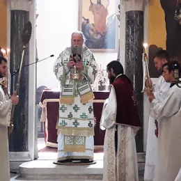 Епископ Јоаникије на Духовски уторак служио Литургију у никшићком Саборном храму