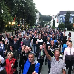 Неће нас заплашити. Идемо до Хросове побједе