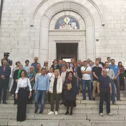 Никшићки љекари на челу молитвеног хода за спас Светиња