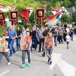 Молитвени ход у Плужинама