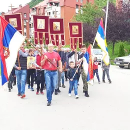 Молитвени ход у Плужинама