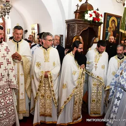 Митрополит Јоаникије на 22. годишњицу епископске хиротоније дочекан у Цетињском манастиру