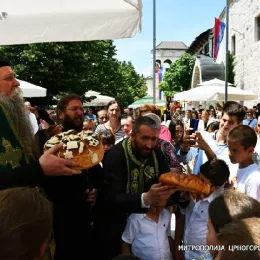 Новоизабрани Митрополит Јоаникије у Стањевићима