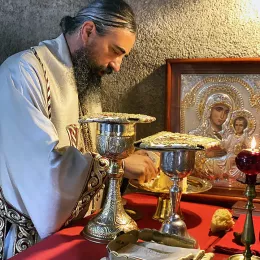 Владика Методије служио у Ђурђевим Ступовима