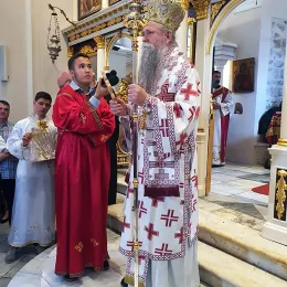 Изабрани Митрополит Јоаникије богослужио у Херцег Новом (видео)