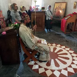 На Духовски понедељак новоизабрани Епископ Методије служио у манастиру Мајсторовина