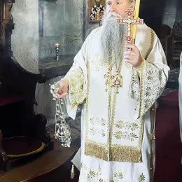 Владика Јоаникије служио у Ђурђевим Ступовима