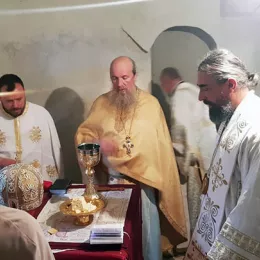 Епископ Методије богослужио у селу Азане