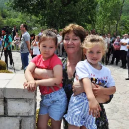 Литургију у Долима пивским служио Епископ Методије