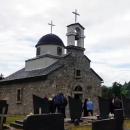 Епископ Методије богослужио у Прошћењу код Мојковца