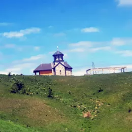 Епископ Методије богослужио у Прошћењу код Мојковца