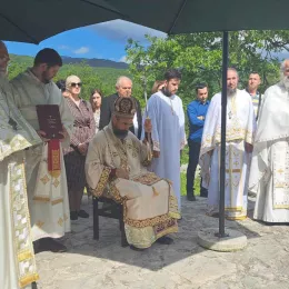 Молитвено сабрање у мученичким пивским Долима: Ово мјесто је наш Зид плача